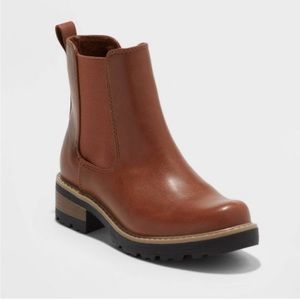 Universal Thread Celine Boot